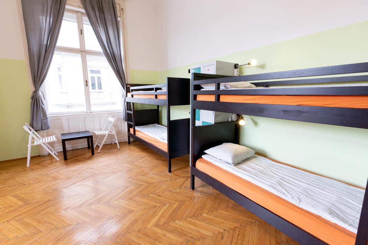 Spicy Hostel Βουδαπέστη Εξωτερικό φωτογραφία